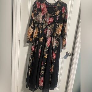 Nostalgia Black Floral Long Sleeve Dress
